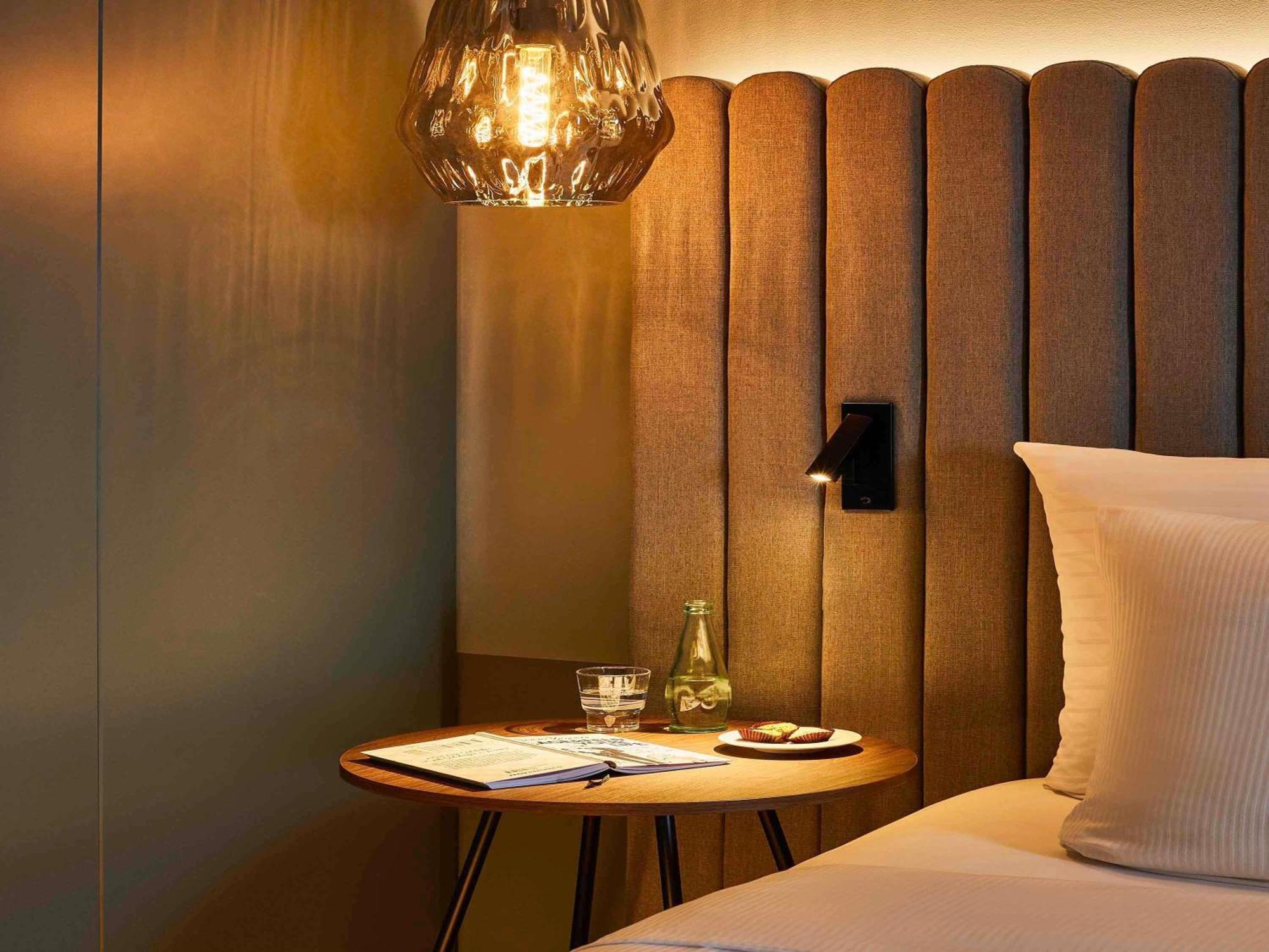 Premium Superior Queen Room