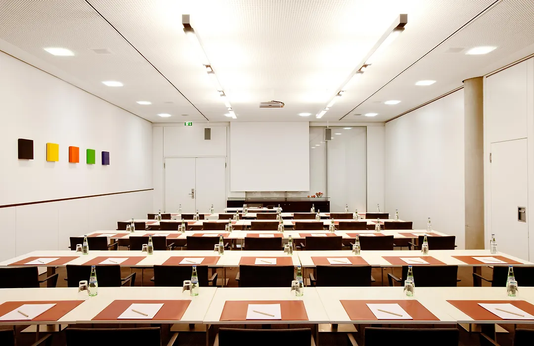 Vienna House Easy By Wyndham Stuttgart Vaihingen-1